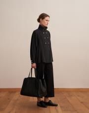 çıtçıt kapamalı dökümlü gömlek siyah 2