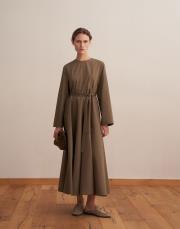 %100 koton kesik detaylı elbise açık haki